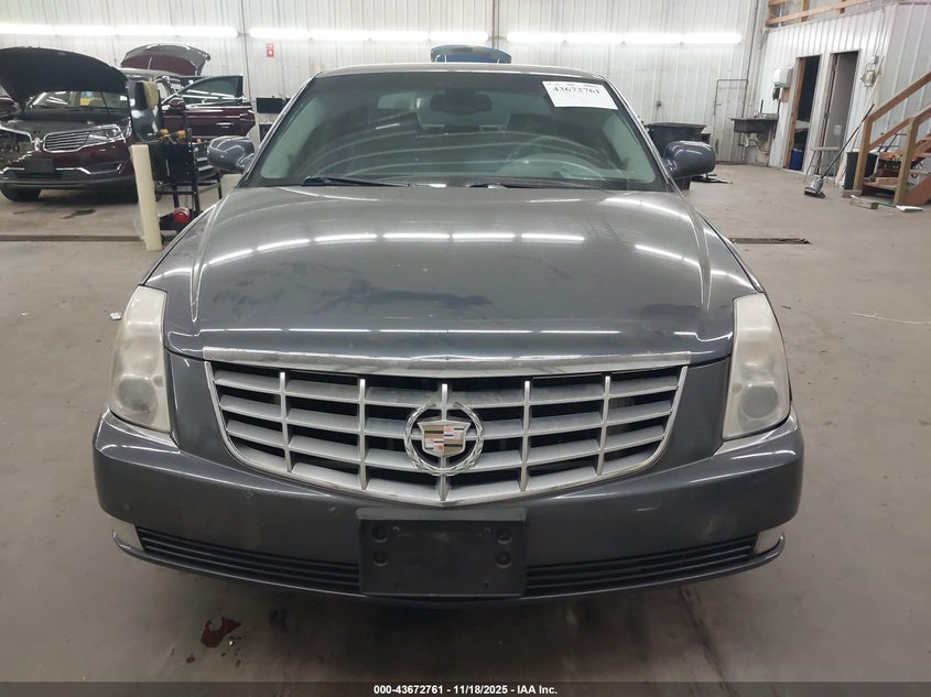 2010 Cadillac Dts Standard VIN: 1G6KA5EY2AU122437 Lot: 43672761