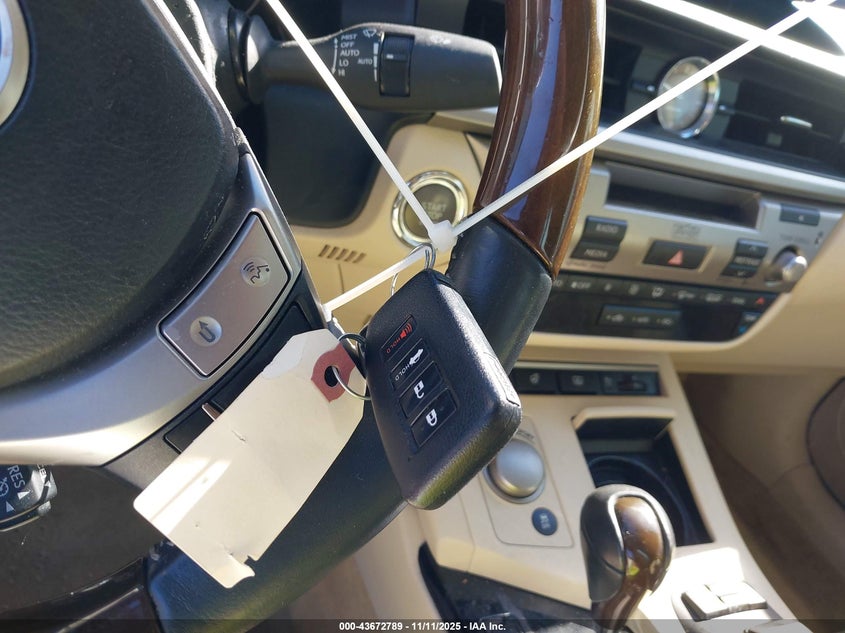 JTHBK1GG3E2120736 2014 LEXUS ES photo no. 11