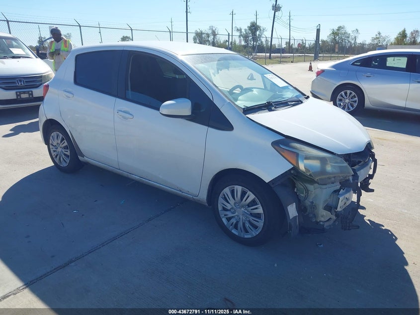 2015 TOYOTA YARIS L - VNKKTUD31FA038522