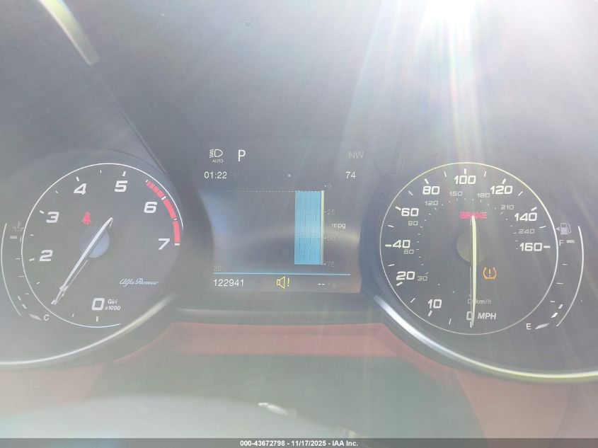 2017 Alfa Romeo Giulia Ti Rwd VIN: ZARFAECN1H7561926 Lot: 43672798