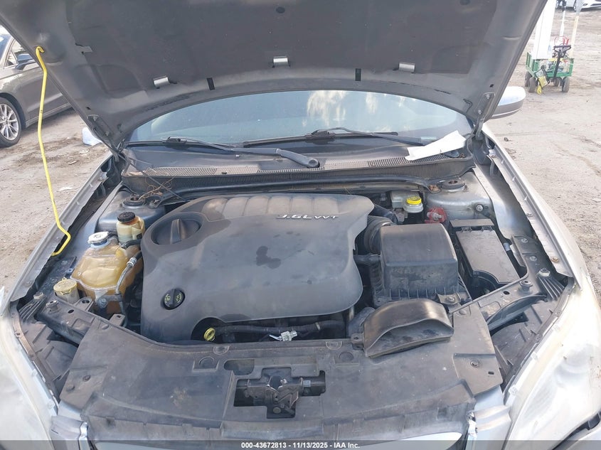 2013 CHRYSLER 200 TOURING - 1C3CCBBG3DN532298