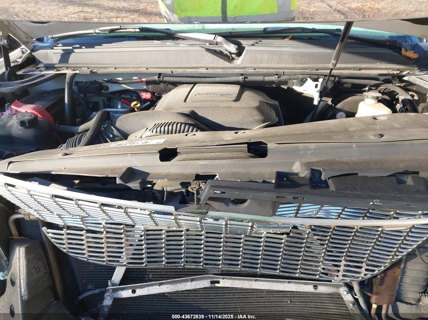 2008 GMC Yukon Xl 1500 Slt VIN: 1GKFK16328R170318 Lot: 43672839