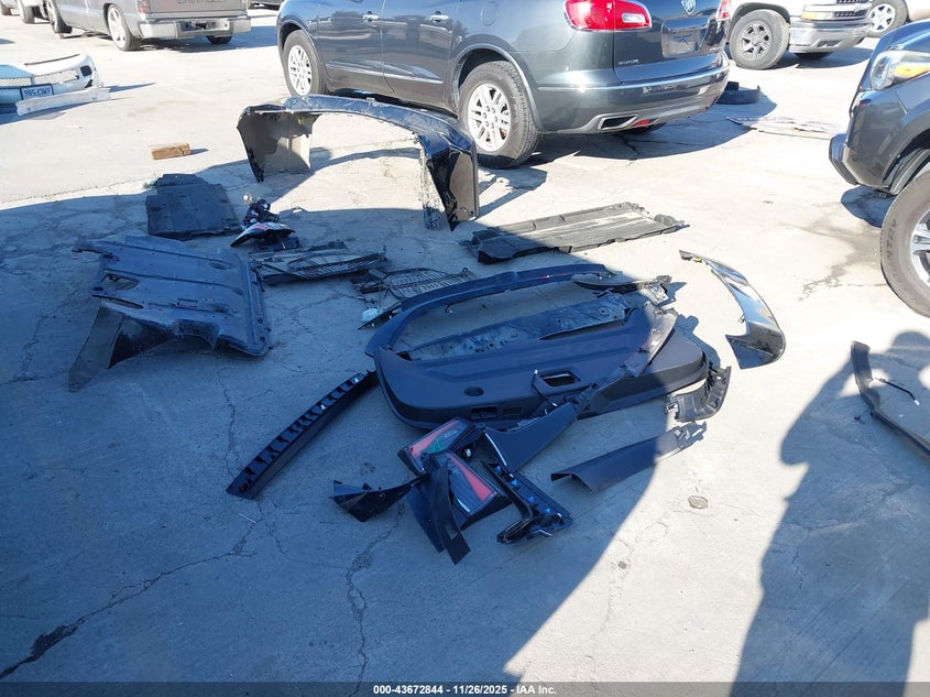 2025 Subaru Forester Limited VIN: JF2SLDRC4SH495409 Lot: 43672844