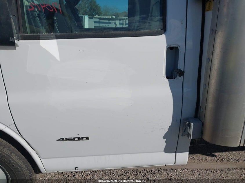 2014 Chevrolet Express Cutaway 4500 VIN: 1GB6G5CG9E1194030 Lot: 43672869