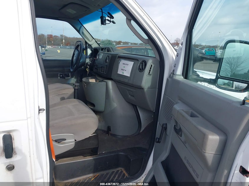 1FTNE1EW8ADA91796 2010 FORD TRANSIT photo no. 5