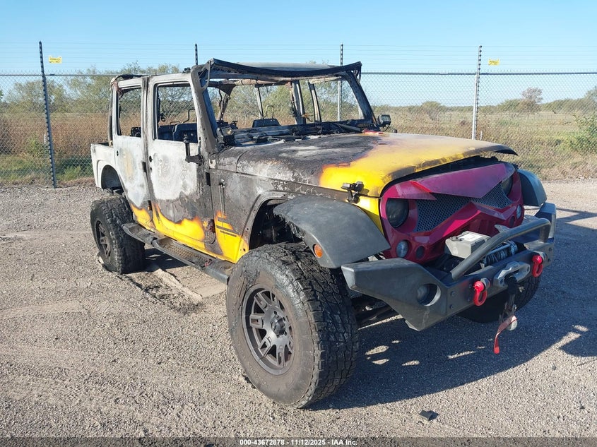 2015 JEEP WRANGLER UNLIMITED SPORT - 1C4BJWDG2FL586062