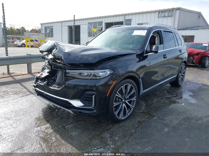 VIN 5UXCW2C08L9C70744 2020 BMW X7 XDRIVE40I