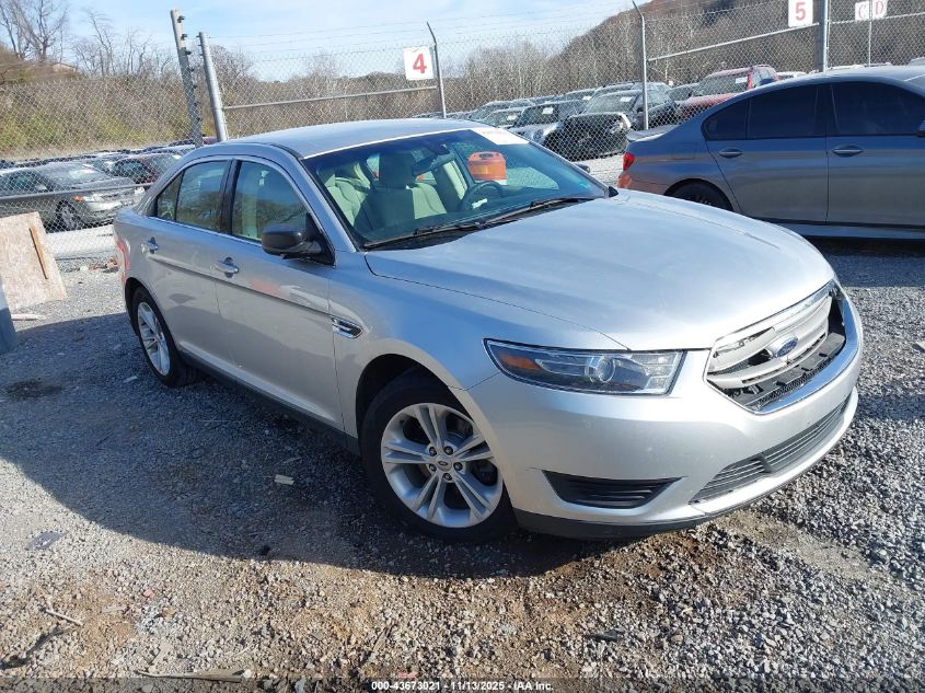 FORD TAURUS SE