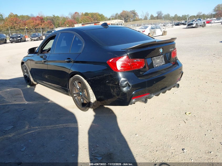 WBA3A9C54DF475589 2013 BMW 3ER photo no. 3