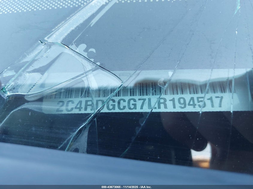 2020 Dodge Grand Caravan Sxt VIN: 2C4RDGCG7LR194517 Lot: 43673065