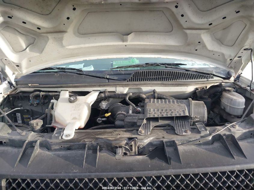 2011 Chevrolet Express Cutaway Work Van VIN: 1GB0G2BA8B1153837 Lot: 43673148