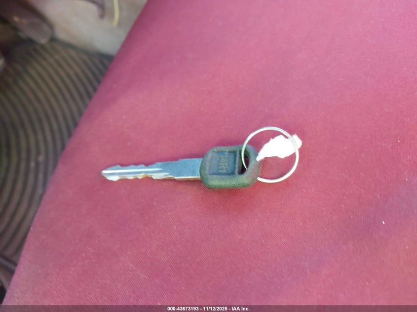 2000 GMC Savana Rv VIN: 1GDFG15R0Y1212613 Lot: 43673193