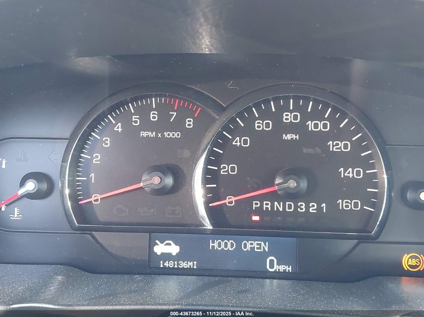 2007 Cadillac Dts V8 VIN: 1G6KD57Y77U168648 Lot: 43673265