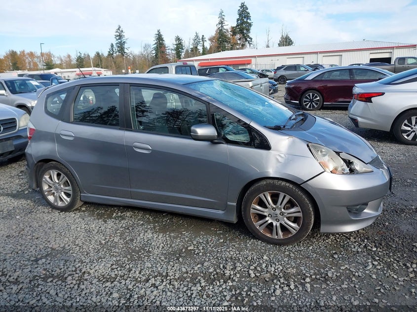 2009 Honda Fit Sport VIN: JHMGE884X9S001646 Lot: 43673297