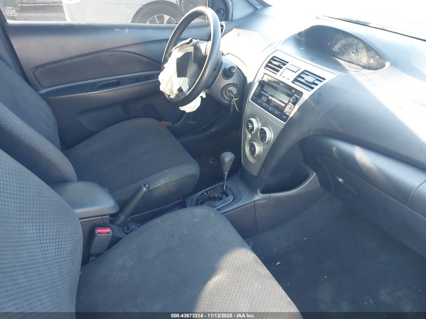 JTDBT923X71157339 2007 TOYOTA YARIS photo no. 5
