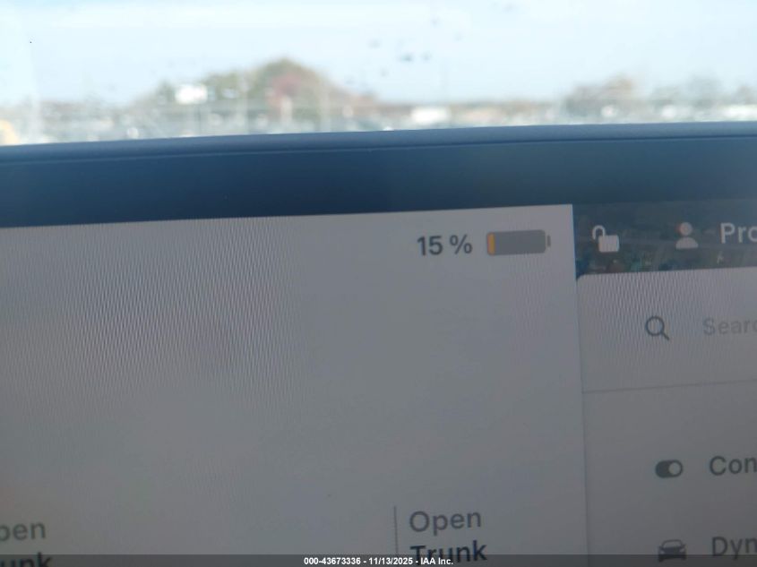 2025 Tesla Model Y Long Range Dual Motor All-Wheel Drive VIN: 7SAYGDEE9SA355439 Lot: 43673336