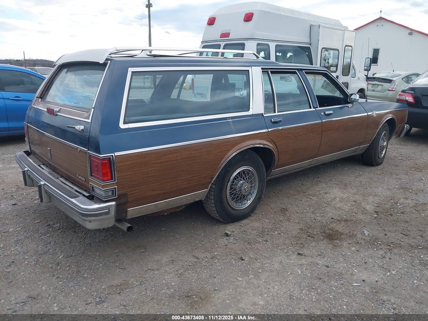 1G3BP81Y0KR305312 1989 OLDSMOBILE VISTA CRUISER photo no. 4