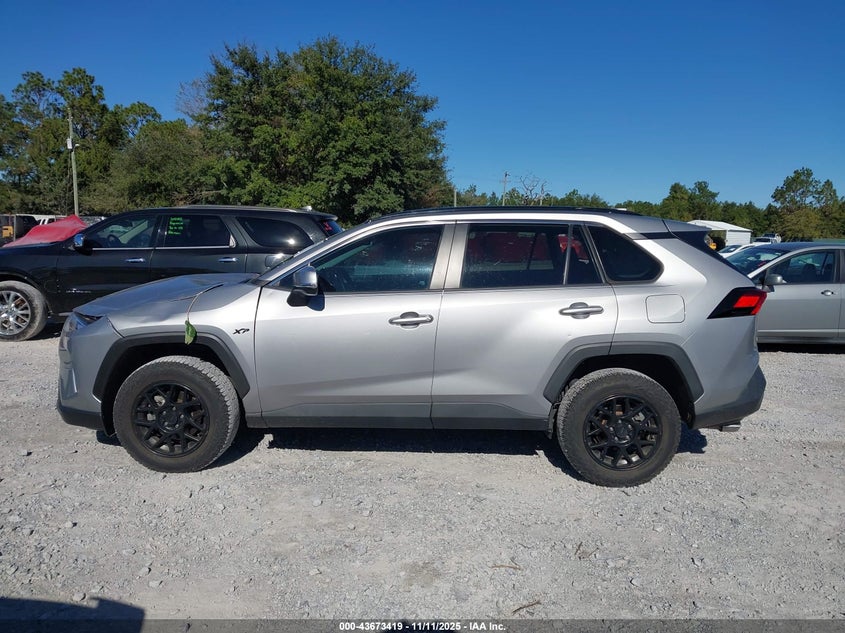 2021 TOYOTA RAV4 XLE 2T3W1RFV7MC147238