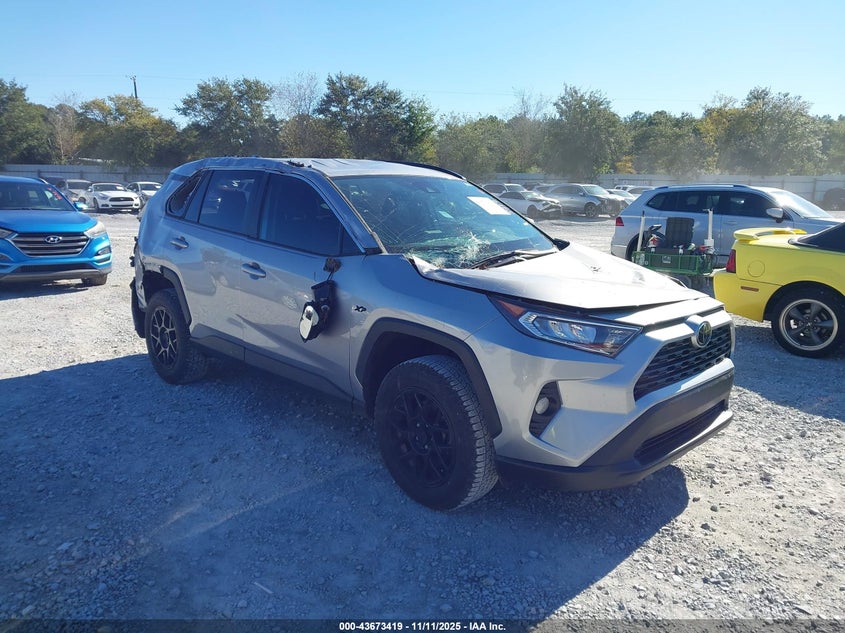 2021 TOYOTA RAV4 XLE - 2T3W1RFV7MC147238