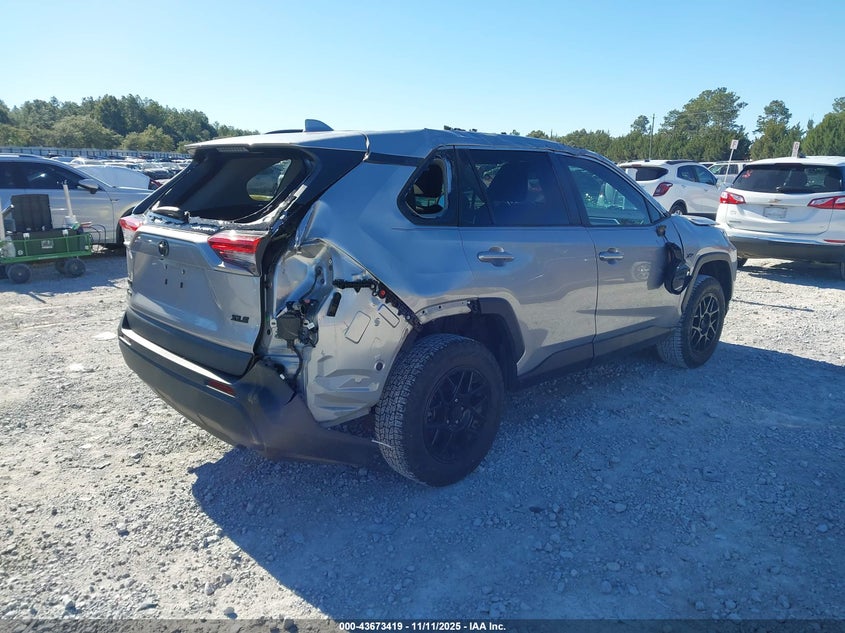 2021 TOYOTA RAV4 XLE 2T3W1RFV7MC147238
