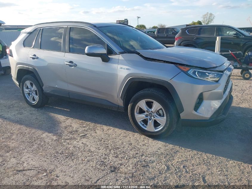 TOYOTA RAV4 HYBRID XLE