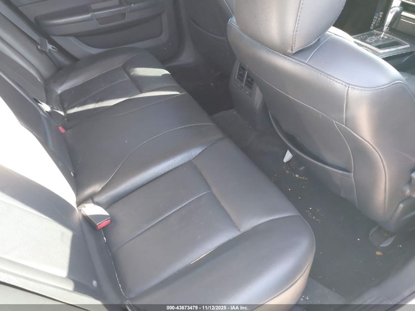 2010 Chrysler 300 Touring/Signature Series/Executive Series VIN: 2C3CA5CV1AH315194 Lot: 43673479