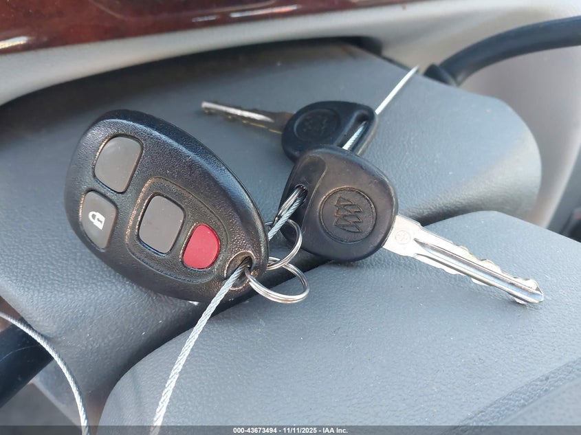 2007 Buick Lucerne Cxl VIN: 1G4HD57277U121473 Lot: 43673494