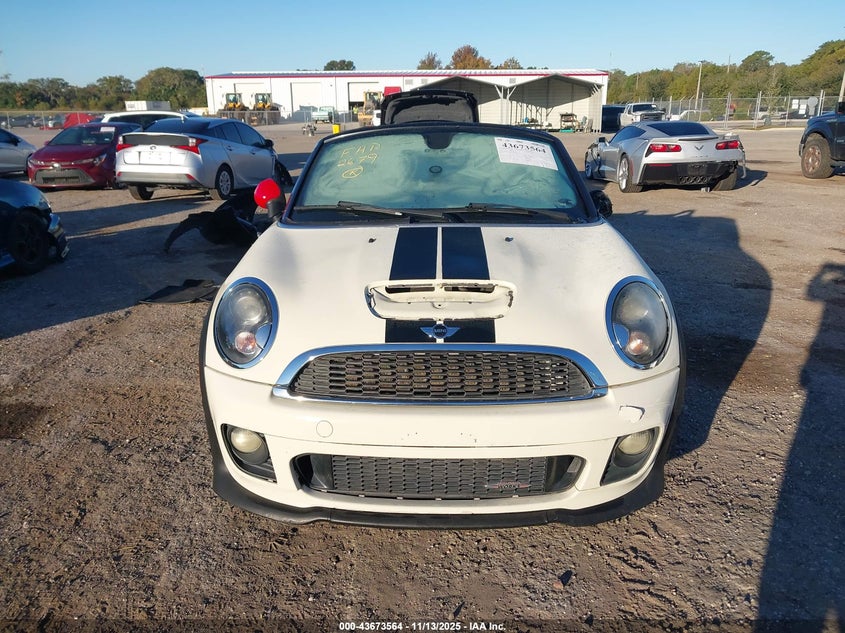 2014 MINI ROADSTER JOHN COOPER WORKS - WMWSY9C57ET432679