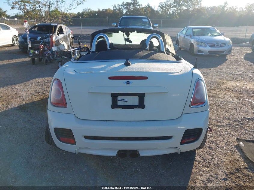 2014 MINI ROADSTER JOHN COOPER WORKS - WMWSY9C57ET432679