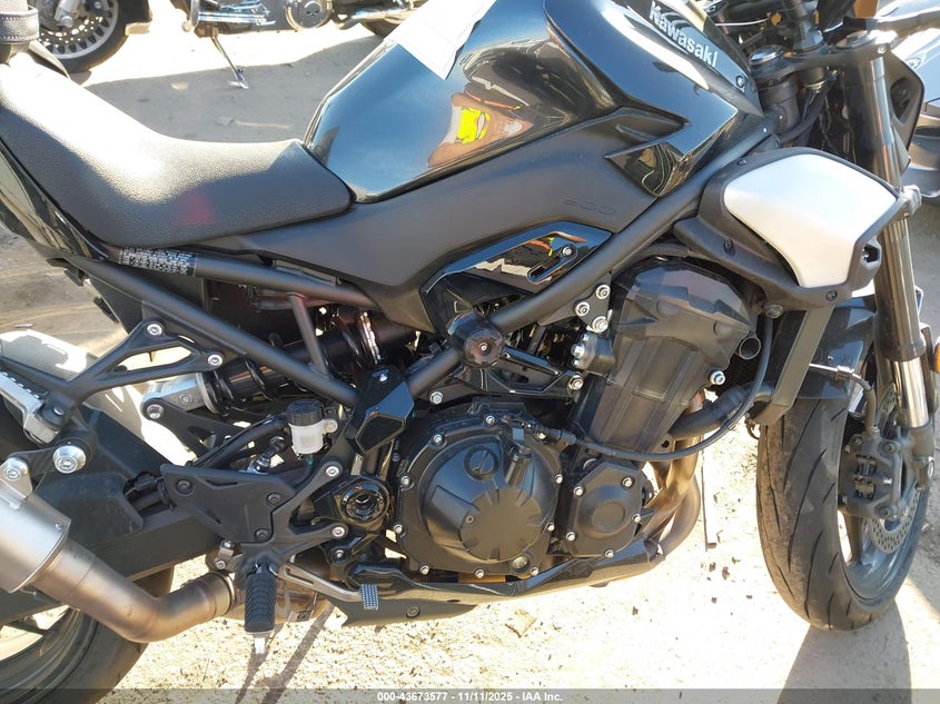 2025 Kawasaki Zr900 S VIN: ML5ZRDS12SDA01332 Lot: 43673577