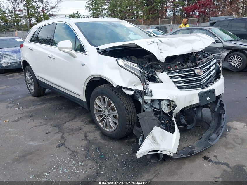 CADILLAC XT5 LUXURY