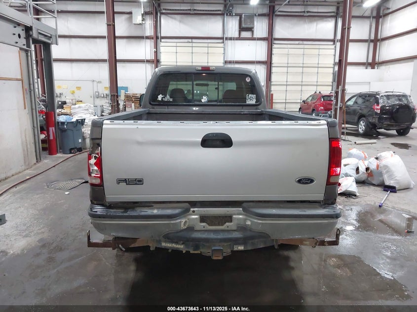 2002 Ford F-250 Lariat/Xl/Xlt VIN: 1FTNW21F42EC02042 Lot: 43673643
