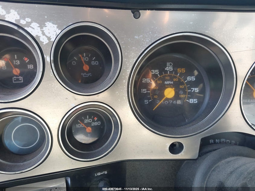 1986 GMC Suburban K1500 VIN: 1G5EK16L4GF503827 Lot: 43673645