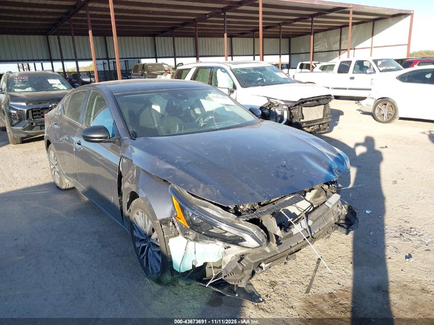 NISSAN ALTIMA SV FWD