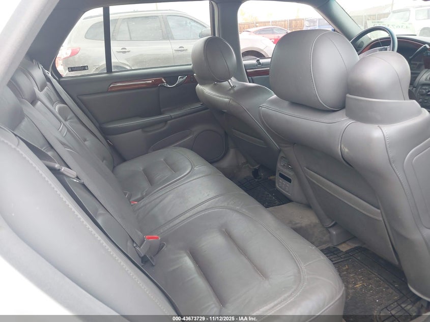 2003 Cadillac Deville Standard VIN: 1G6KD54Y83U102236 Lot: 43673729