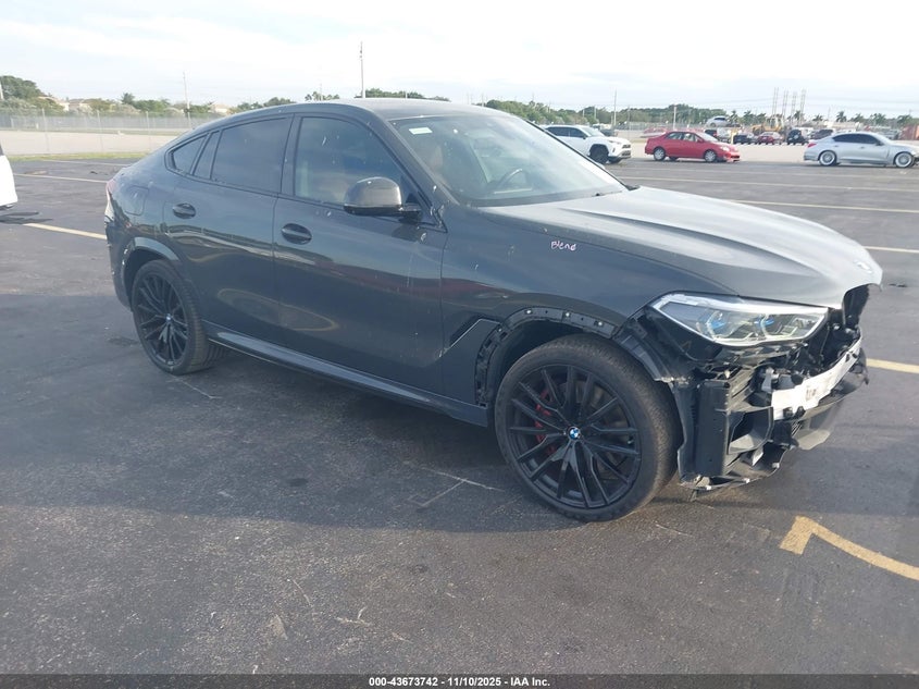 BMW X6 M50I