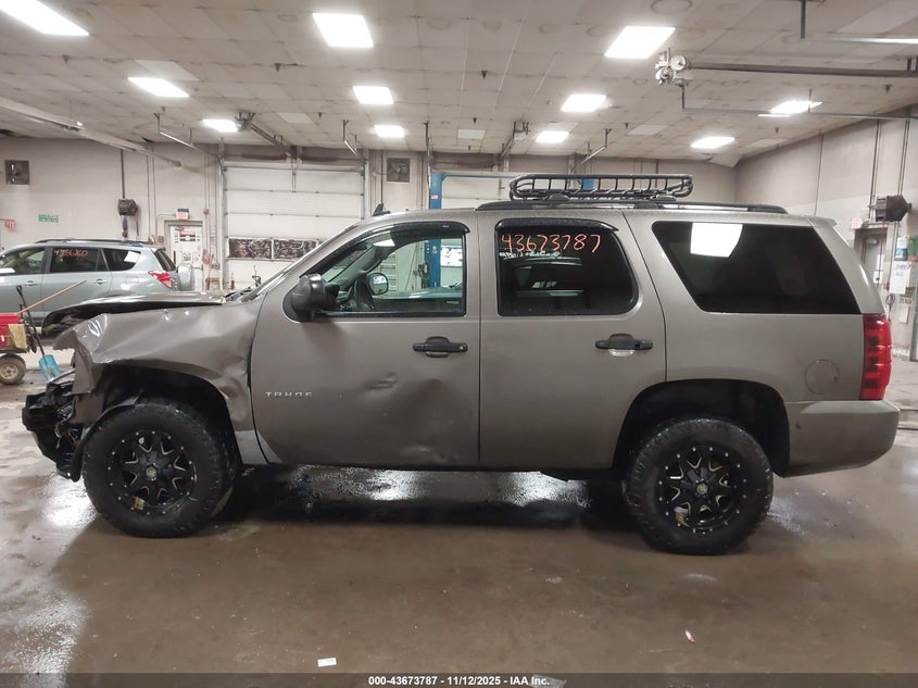 2013 Chevrolet Tahoe Ls VIN: 1GNSKAE00DR108578 Lot: 43673787