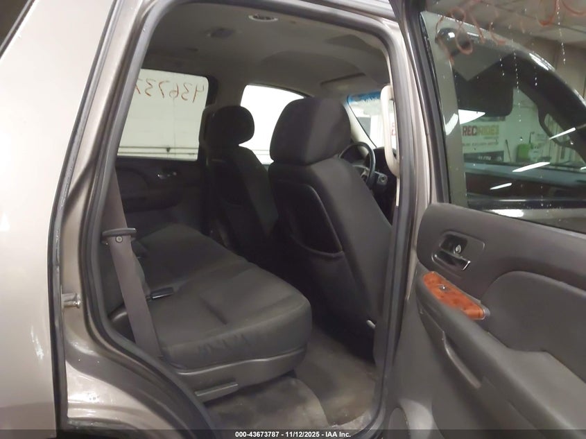 2013 Chevrolet Tahoe Ls VIN: 1GNSKAE00DR108578 Lot: 43673787