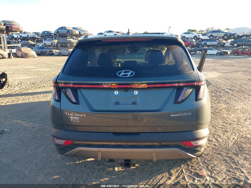 2024 HYUNDAI TUCSON HYBRID LIMITED - KM8JECD18RU136842