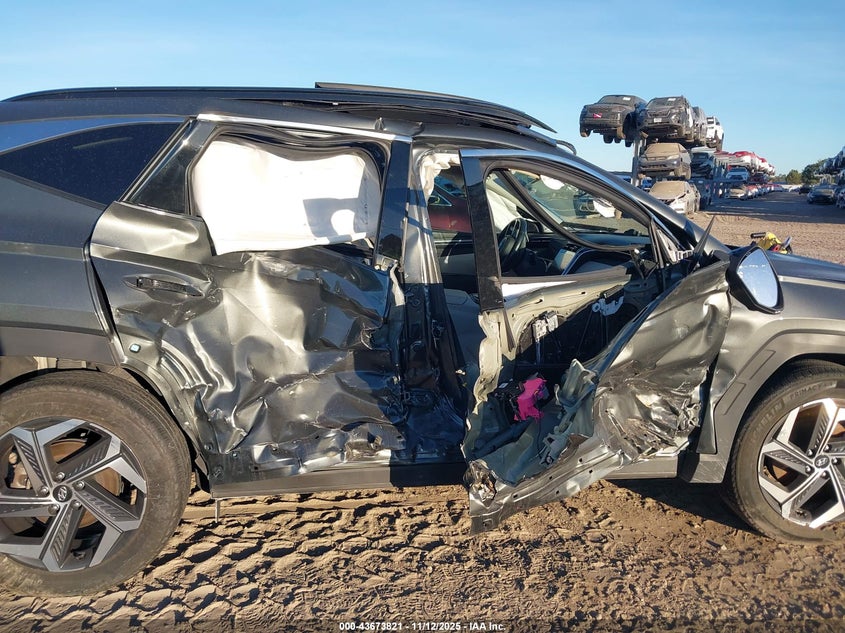 2024 HYUNDAI TUCSON HYBRID LIMITED - KM8JECD18RU136842