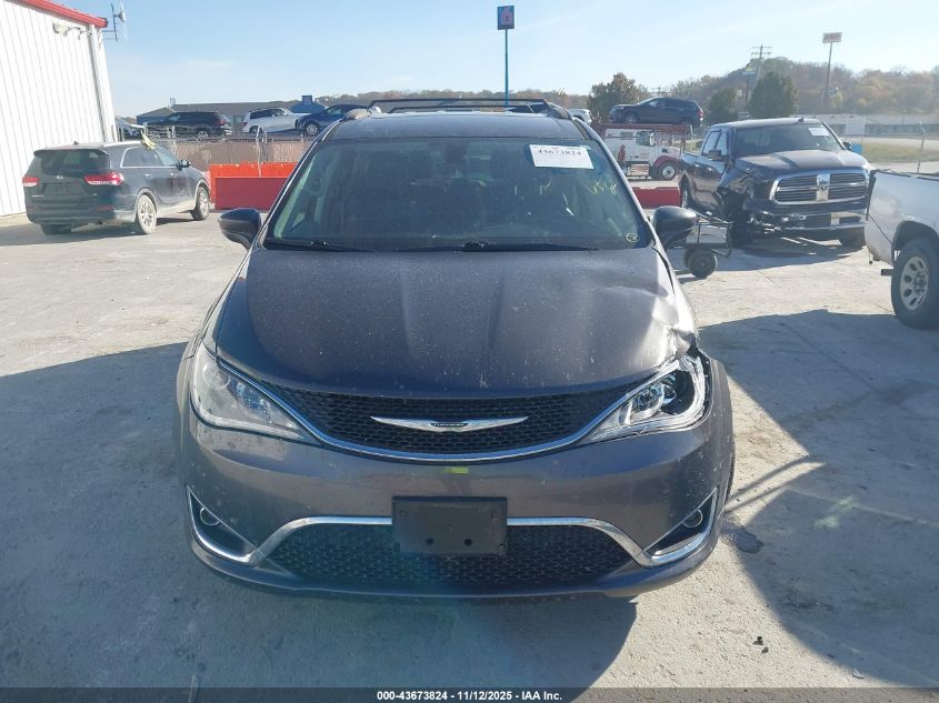 2017 Chrysler Pacifica Touring-L VIN: 2C4RC1BG6HR745464 Lot: 43673824