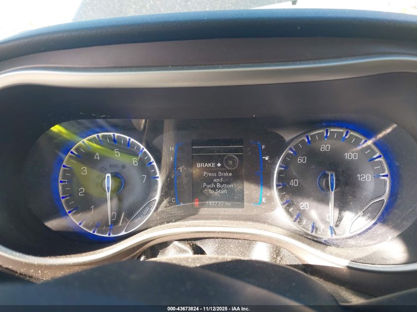 2017 Chrysler Pacifica Touring-L VIN: 2C4RC1BG6HR745464 Lot: 43673824