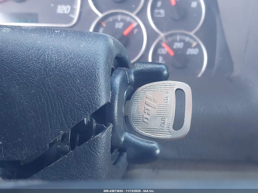 2004 GMC Envoy Sle VIN: 1GKDS13S642327340 Lot: 43673830