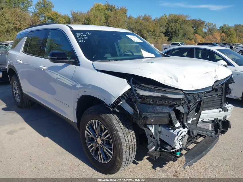 CHEVROLET TRAVERSE FWD LT