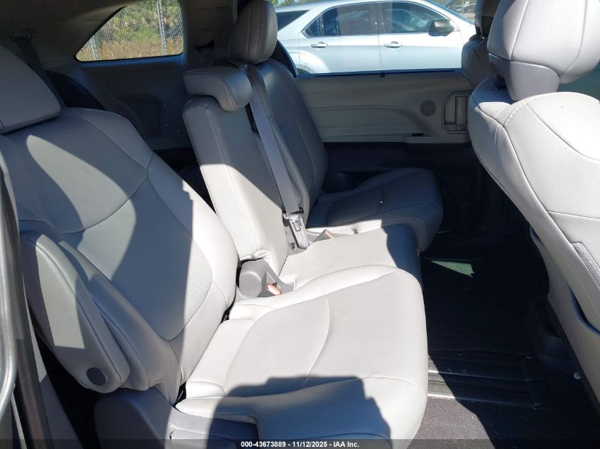 2021 Toyota Sienna Xle VIN: 5TDYRKEC3MS029177 Lot: 43673889