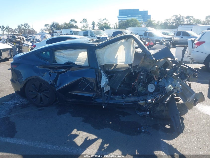 2024 Tesla Model 3 Long Range Dual Motor All-Wheel Drive/Rear-Wheel Drive VIN: 5YJ3E1EA3RF738802 Lot: 43673891