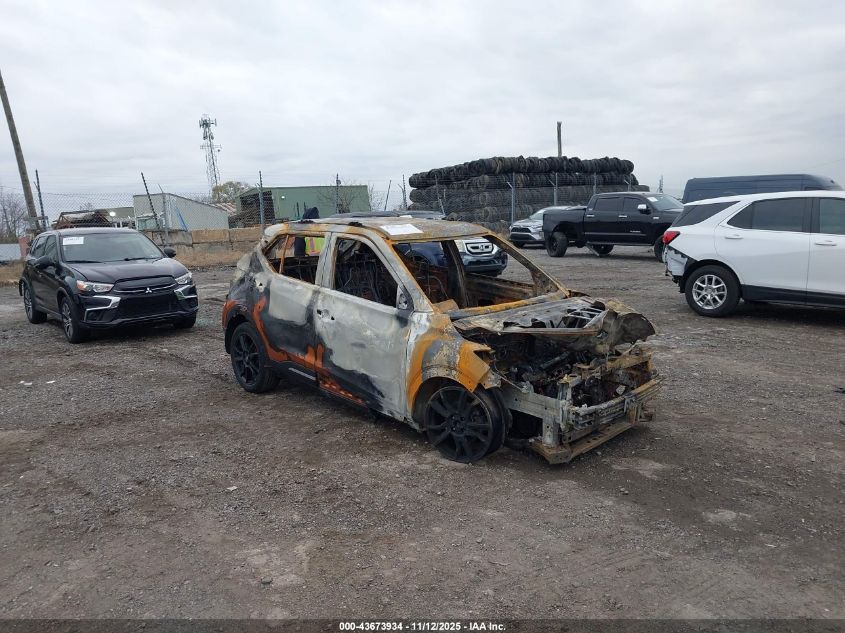 NISSAN KICKS SR XTRONIC CVT