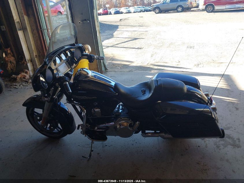 2015 Harley-Davidson Flhxs Street Glide Special VIN: 1HD1KRM10FB671461 Lot: 43673949