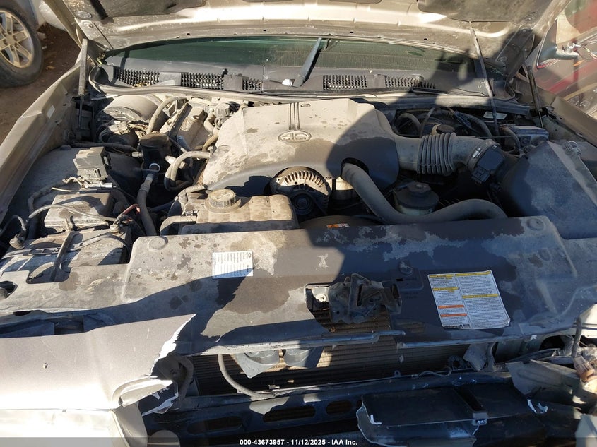 2002 Mercury Grand Marquis Ls VIN: 2MEFM75W62X625686 Lot: 43673957