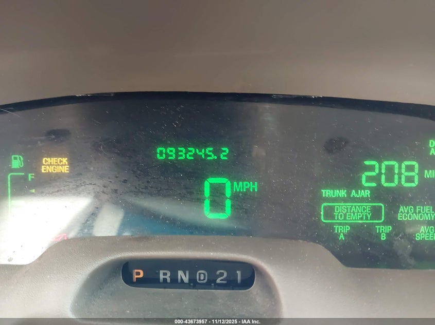 2002 Mercury Grand Marquis Ls VIN: 2MEFM75W62X625686 Lot: 43673957